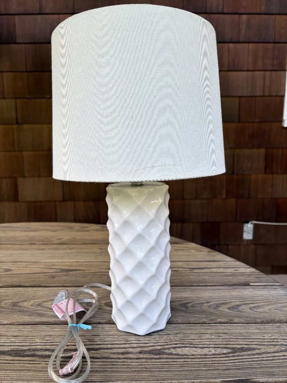 Safavieh Lighting Collection Belford White Ceramic 19